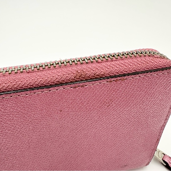 Coach Crossgrain Leather Accordion Zip Wallet
Metallic Antique Blush F21068 - Picture 5 of 15